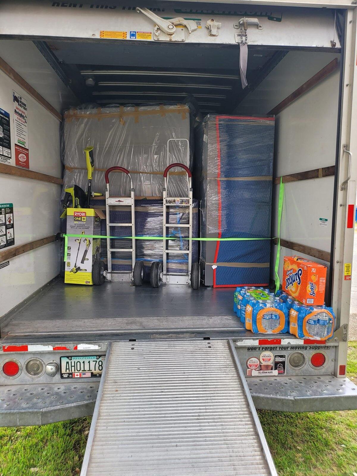 All Aboard Moving Co work photo 4